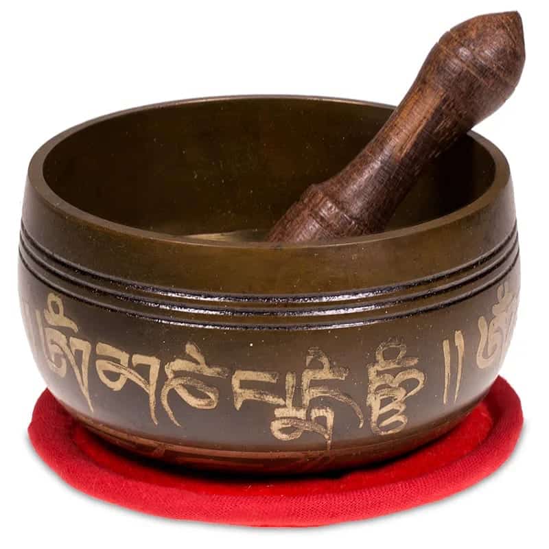 A Пееща купа Ohm - подарен комплект в червен цвят с тибетски надпис.