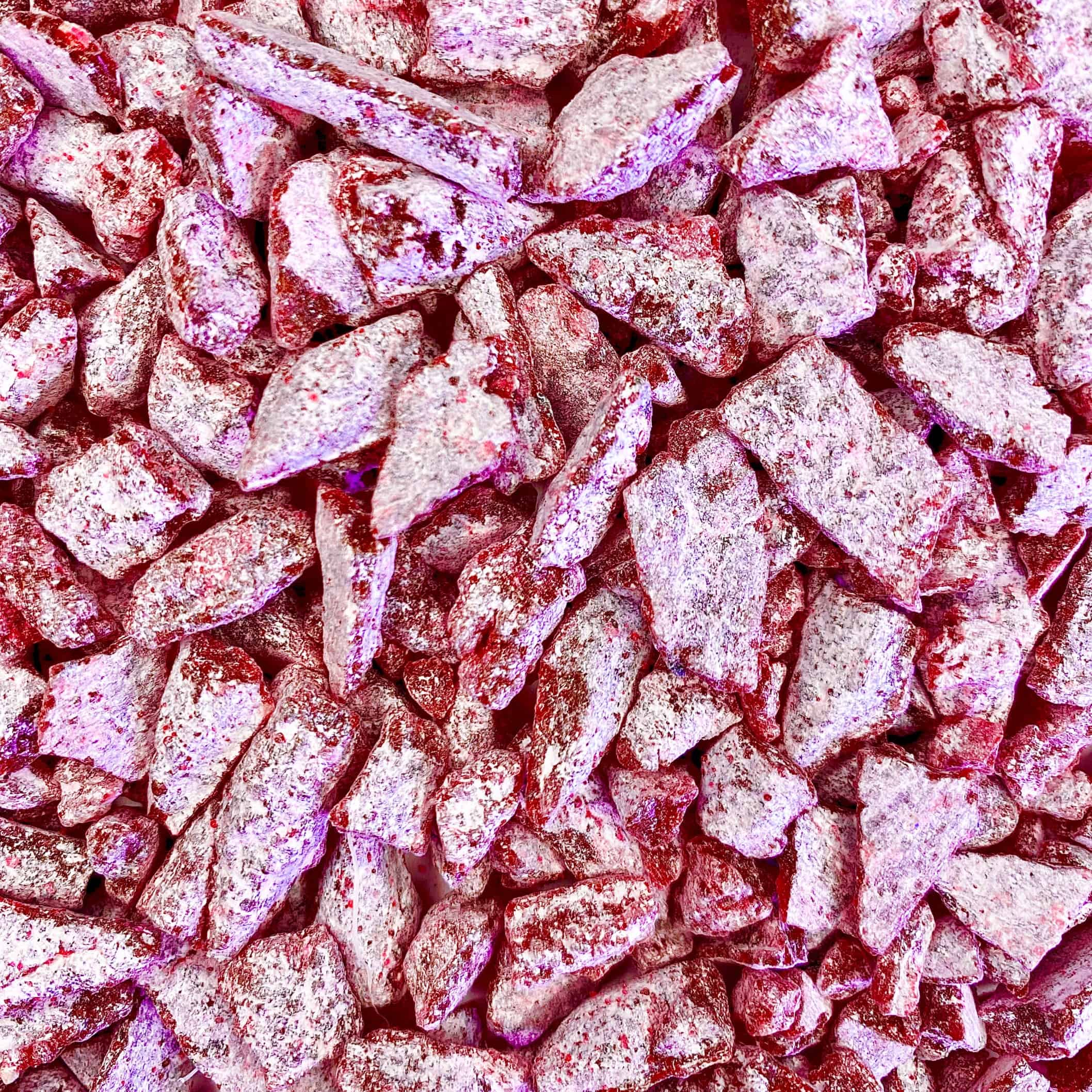 Близък план на купчина бонбони Taмян Pink Rose.