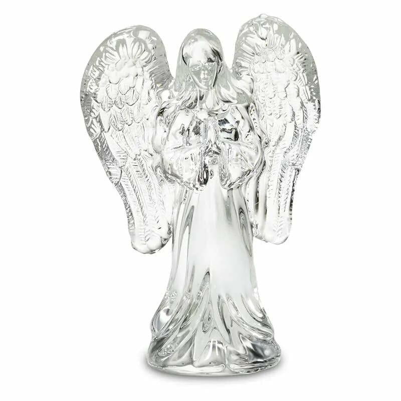A Статуя стъклен Ангел с матирани крила on a white background.